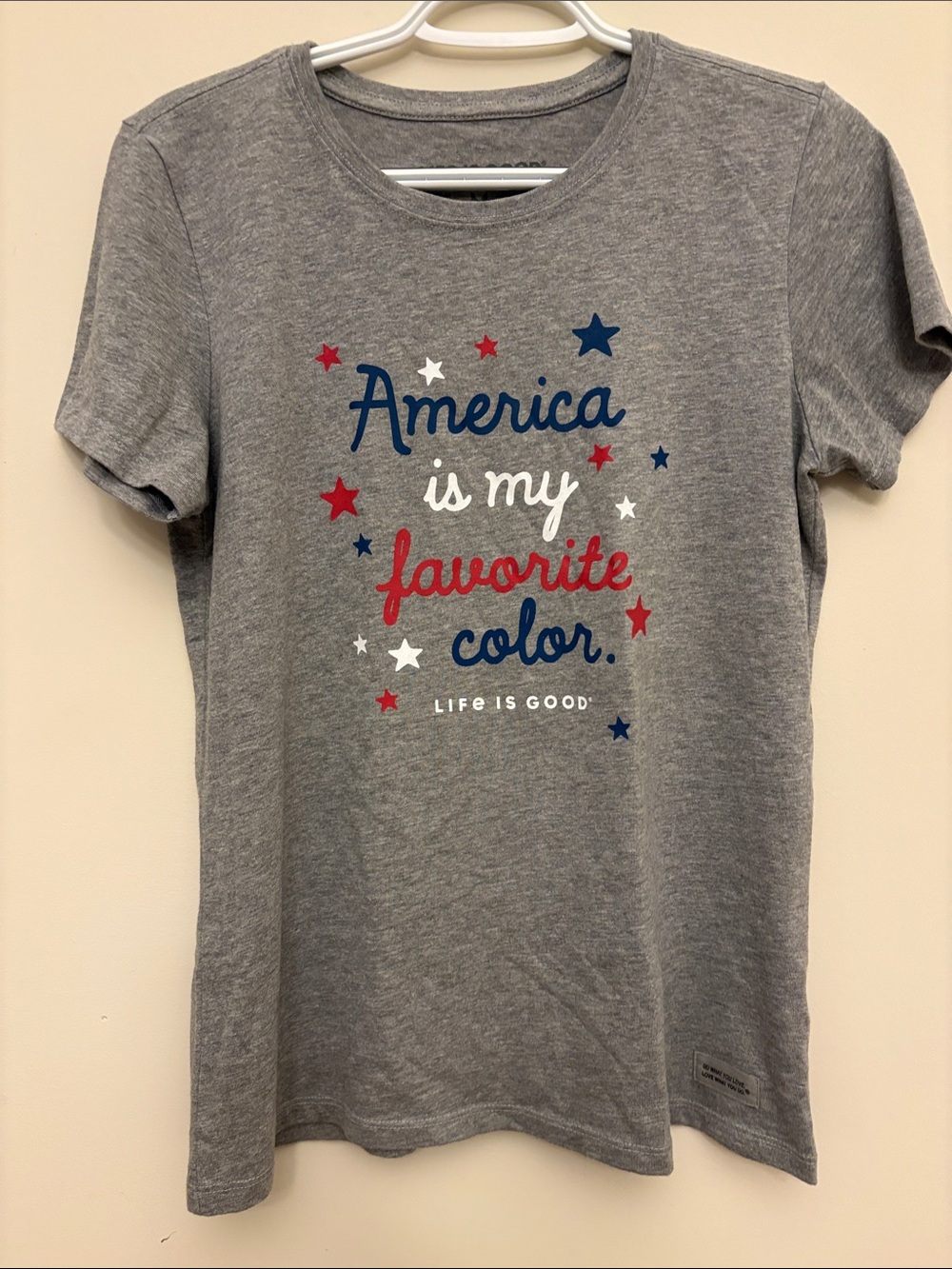 Life Is Good Gray Tee with Patriotic Script Size M